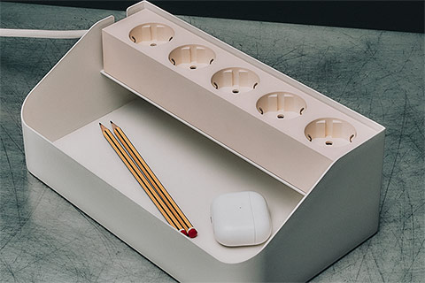 Pedestal Power Beam Tray - Lifestyle