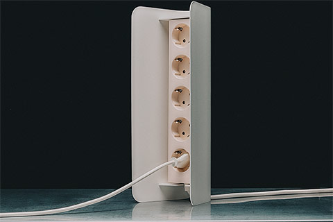 Pedestal Power Shell - Lifestyle