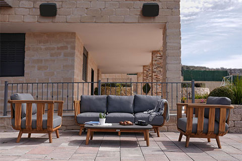 Klipsch RSM-800 outdoor speakers (8 Ohm) - Black - Lifestyle