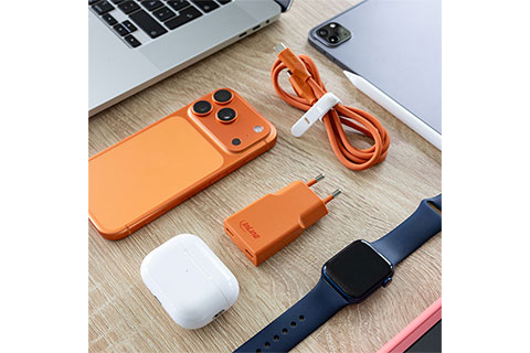 Dual USB-C charger, compact (2x30W PD) - Lifestyle