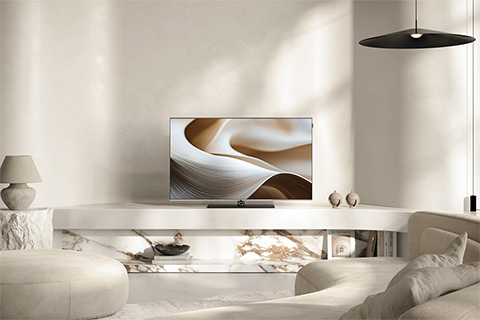 LOEWE Antares 4K OLED TV - Lifestyle