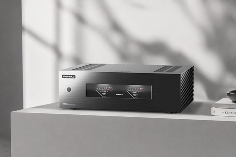 Eversolo AMP-F8 stereo power amplifier (2x 180W 8 Ohm) - Lifestyle