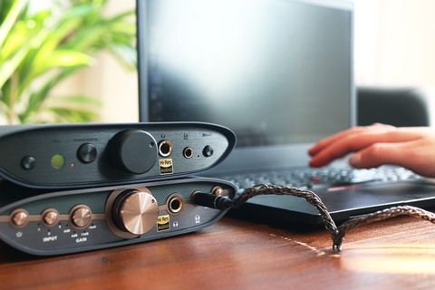 iFi Audio ZEN Air DAC 2 - Lifestyle