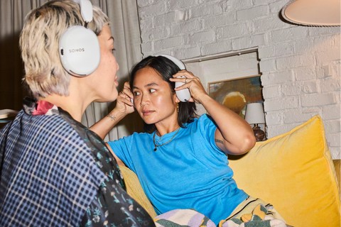 SONOS Ace Ultra - Lifestyle
