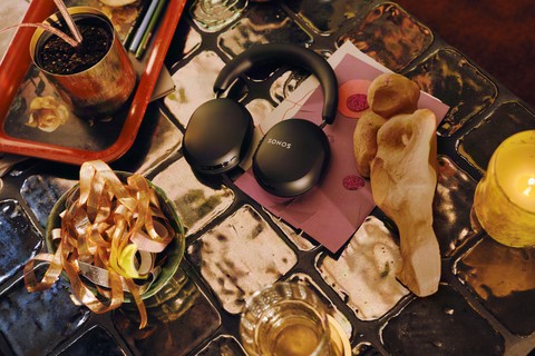 SONOS Ace Ultra - Lifestyle