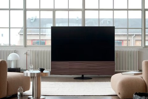 Canvas Swivel Stand (75-85) - Lifestyle