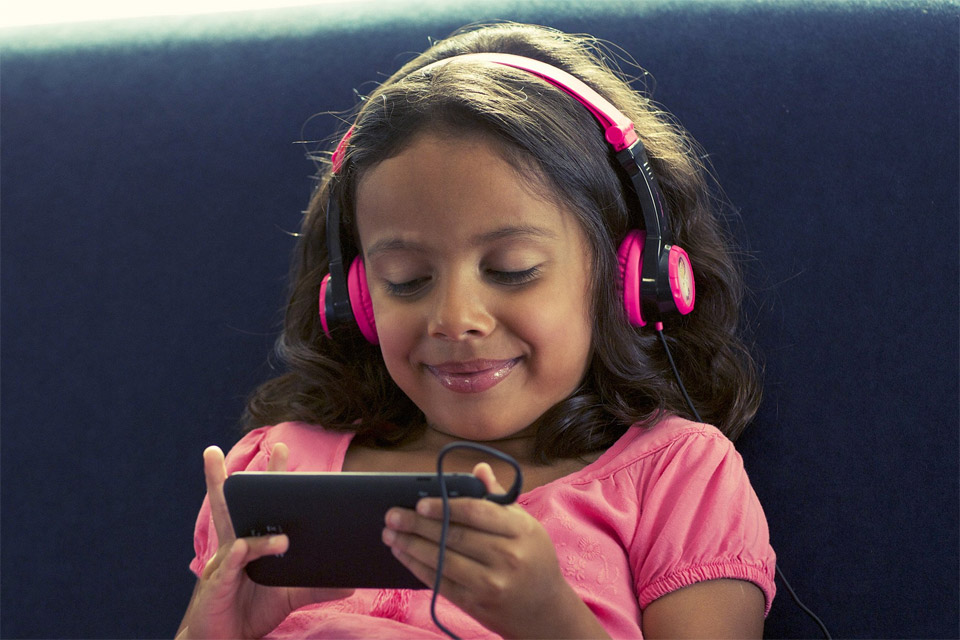 JLab Audio JBuddes kids headphone, pink