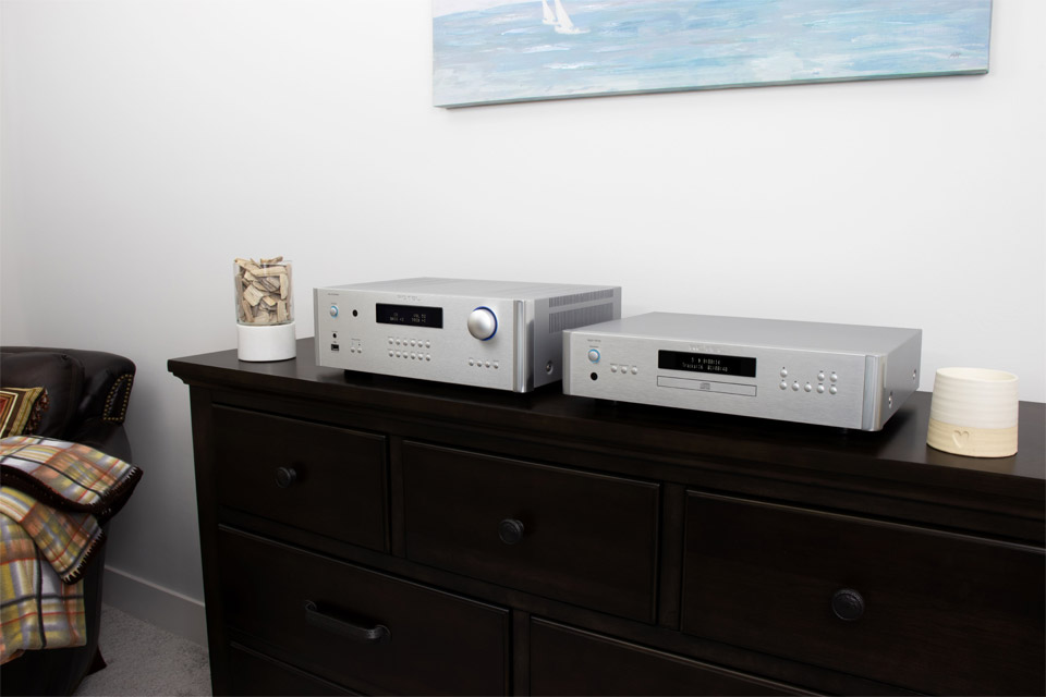 Rotel RA-1572 integrated amplifier, lifestyle