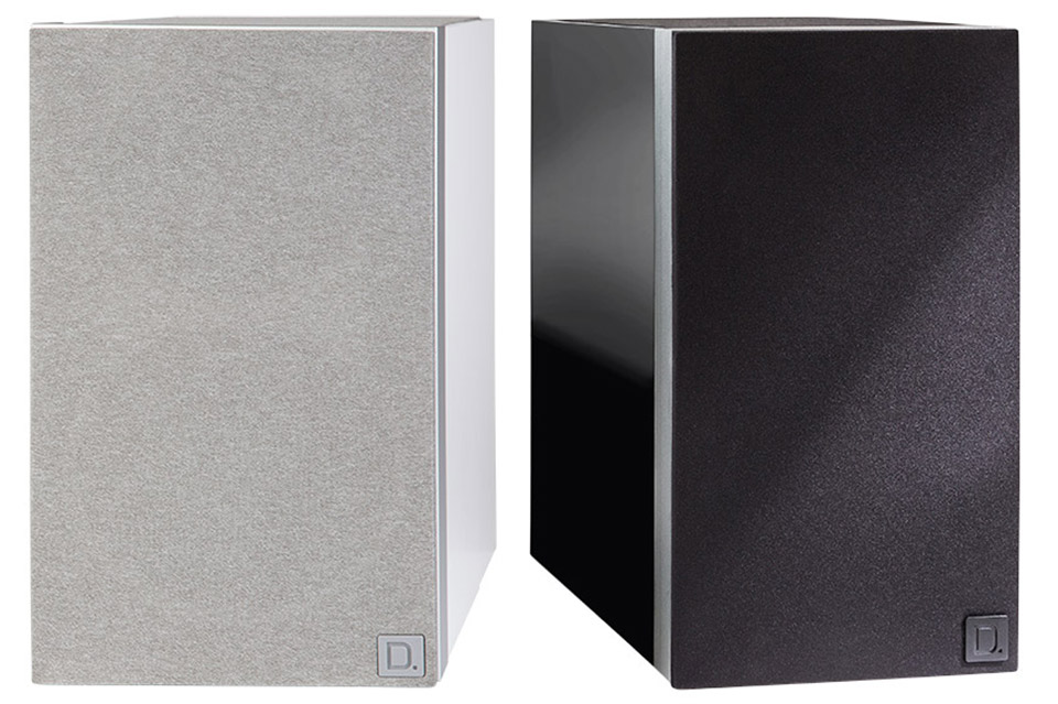 Definitive Technology D11 bookshelf speaker - Black and White