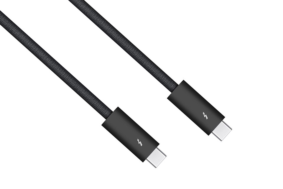 Apple Thunderbolt 4 Pro cable