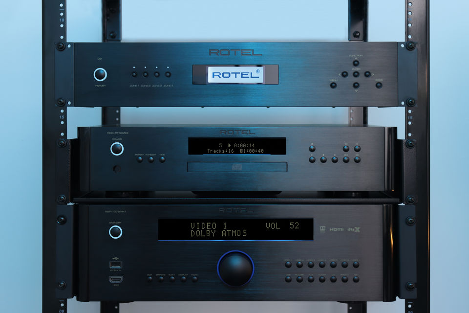Rotel C8 Multi-channel Power amplifier, 8x 70W class A/B - Lifestyle