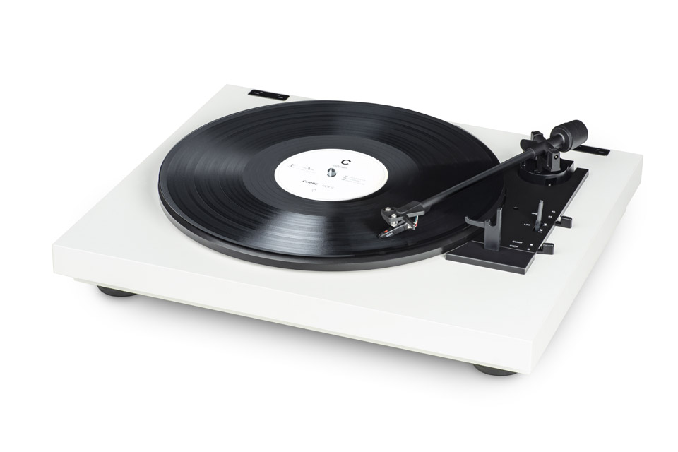 Pro-Ject Automat A1 turntable with Ortofon OM-10