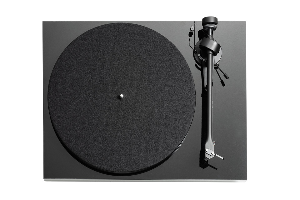 Pro-Ject Debut III Phono SB record player (Ortofon OM-5e cartridge)