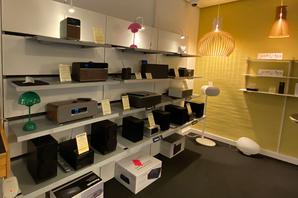 , AV-Connection Odense Store: Mini systems and DAB radios