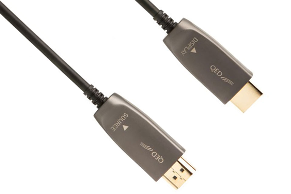 QED Performance AOC optisk HDMI 2.1 kabel (8K@60 Hz)